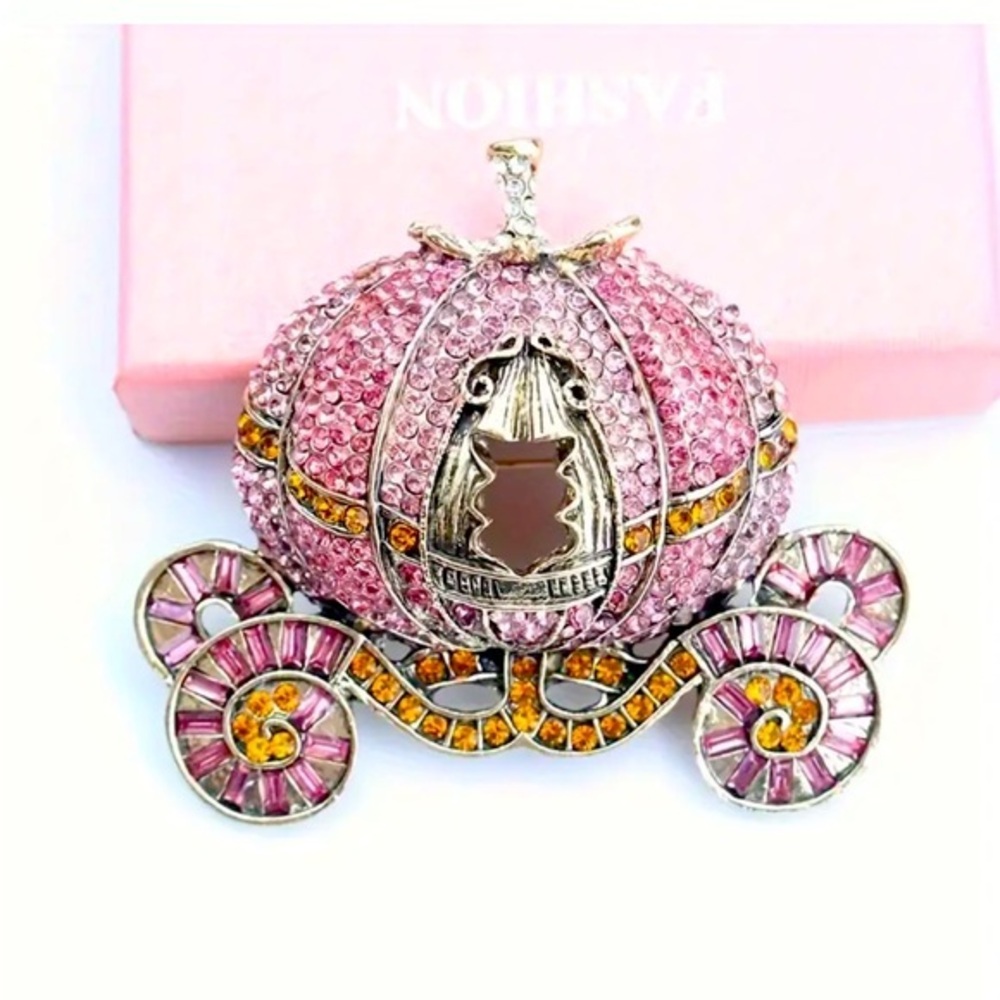 Pink Crystal Rhinestone Pumpkin Carriage Brooch Fairy Tale Pin NWT